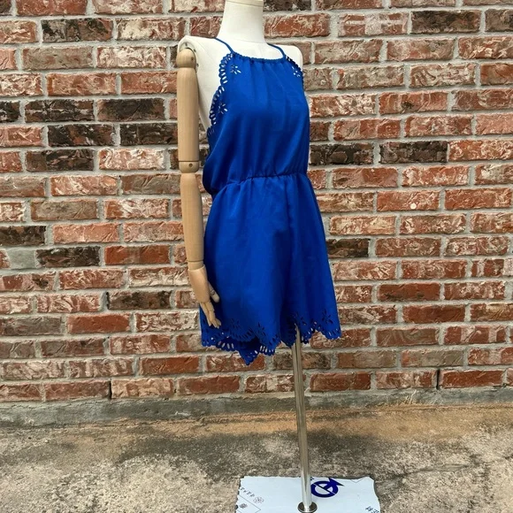 Bright blue scalloped edge romper / XL / Excellent condition - Picture 7 of 12